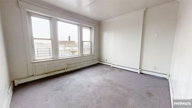 504 Springfield Avenue, Newark, NJ 07103