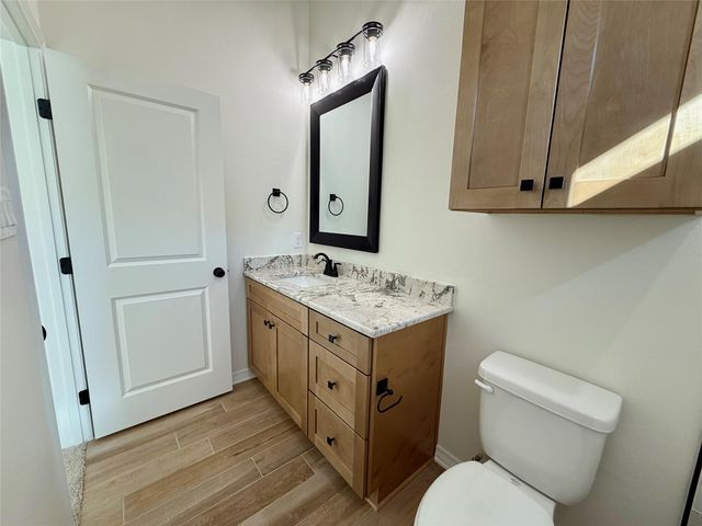 718 Eagle Claw DR, Salado, TX 76571