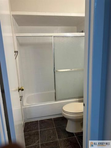 11 Hyde Avenue, Iselin, NJ 08830