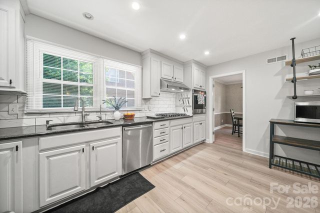 5329 Providence Road, Charlotte, NC 28226