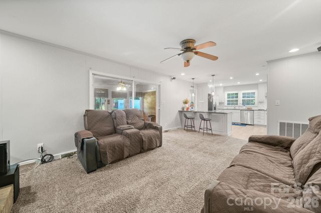 5329 Providence Road, Charlotte, NC 28226
