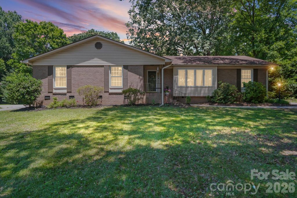 5329 Providence Road, Charlotte, NC 28226