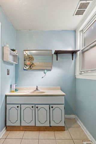 2956 N Elston Avenue, Chicago, IL 60618