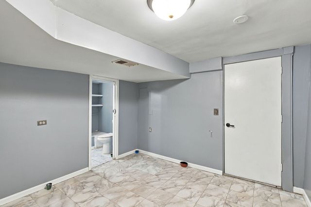 2956 N Elston Avenue, Chicago, IL 60618