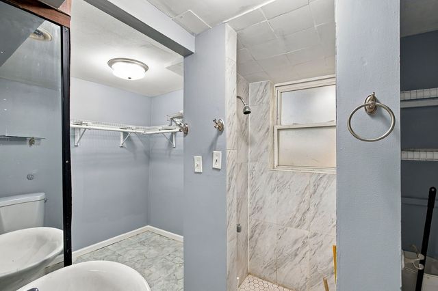 2956 N Elston Avenue, Chicago, IL 60618