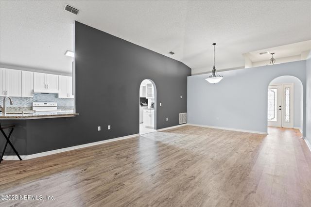12503 ASH HARBOR Drive, Jacksonville, FL 32224