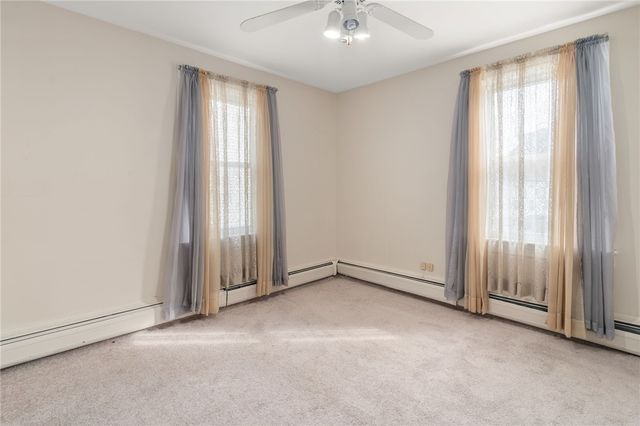 180 Beechwood Avenue 3, Pawtucket, RI 02860