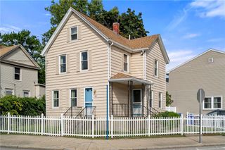 180 Beechwood Avenue 3, Pawtucket, RI 02860