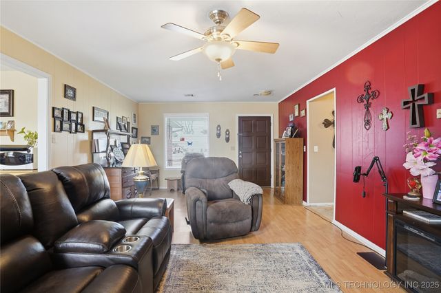 3601 Henrietta Avenue, Bartlesville, OK 74006