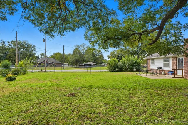 3601 Henrietta Avenue, Bartlesville, OK 74006