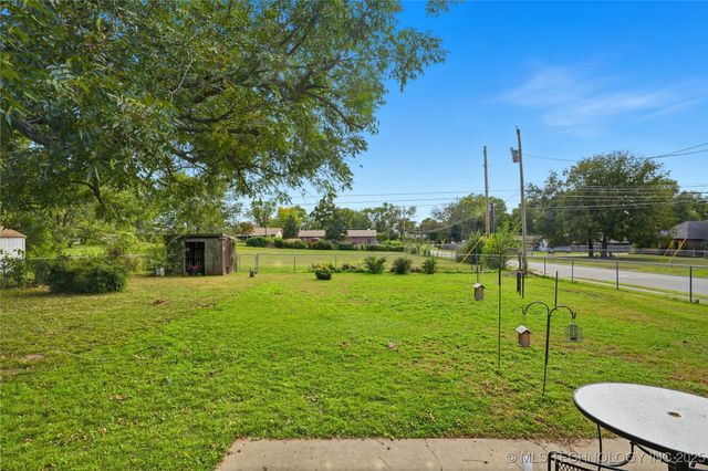 3601 Henrietta Avenue, Bartlesville, OK 74006