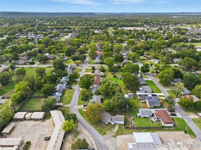 3601 Henrietta Avenue, Bartlesville, OK 74006