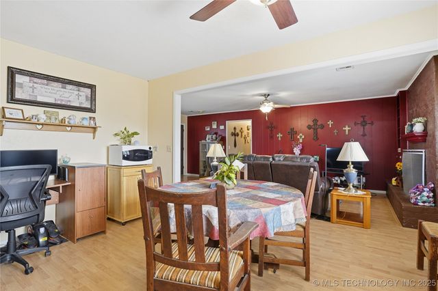 3601 Henrietta Avenue, Bartlesville, OK 74006