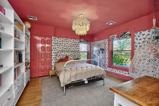 260 Clay Avenue, Lexington, KY 40502