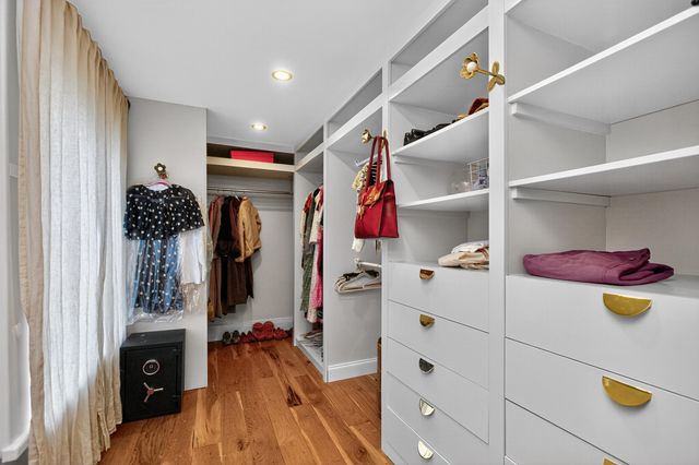 260 Clay Avenue, Lexington, KY 40502