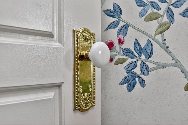 260 Clay Avenue, Lexington, KY 40502