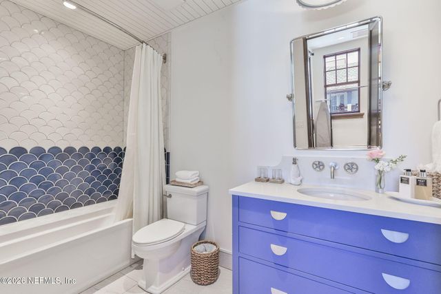 3815 DUVAL Drive, Jacksonville Beach, FL 32250