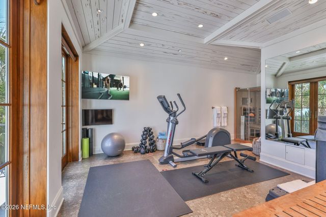 3815 DUVAL Drive, Jacksonville Beach, FL 32250