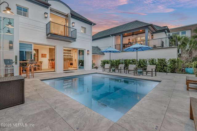 3815 DUVAL Drive, Jacksonville Beach, FL 32250