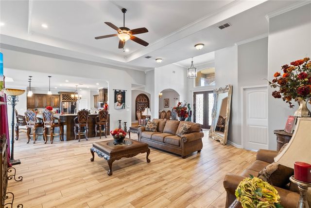 2026 Hyacinth Dr, Corpus Christi, TX 78413