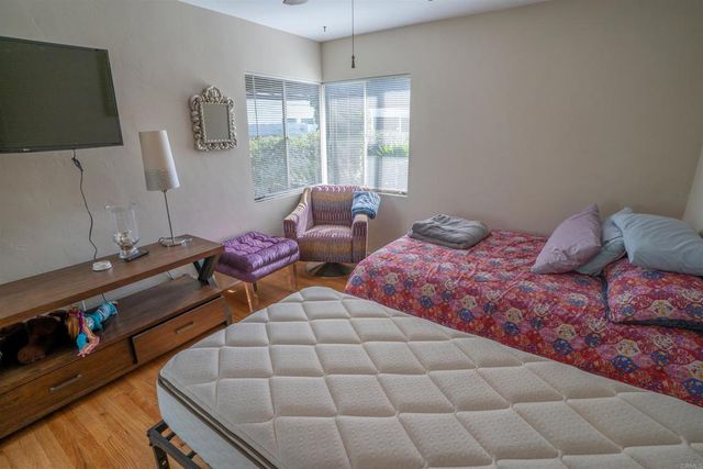 1533 10th Street, Coronado, CA 92118