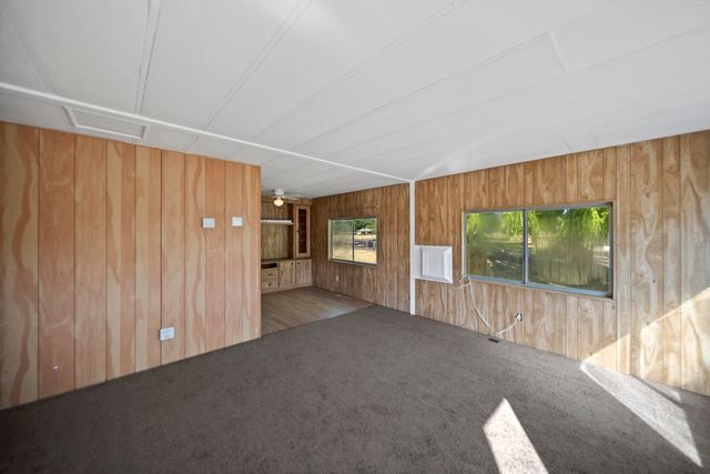 21133 Ronald Street, Anderson, CA 96007