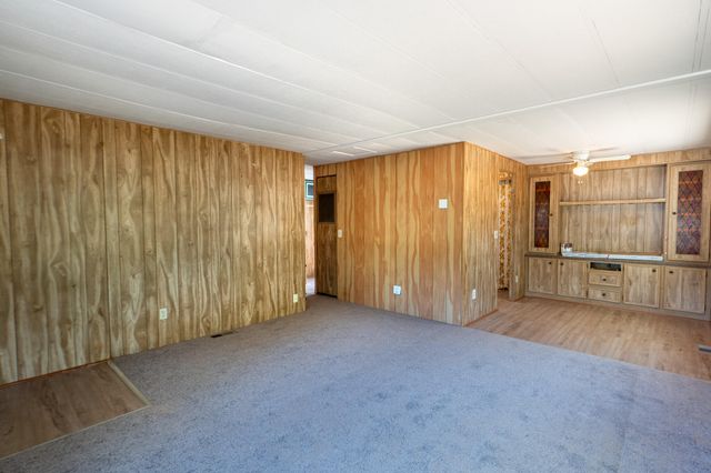 21133 Ronald Street, Anderson, CA 96007