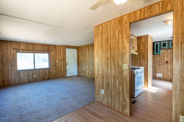 21133 Ronald Street, Anderson, CA 96007