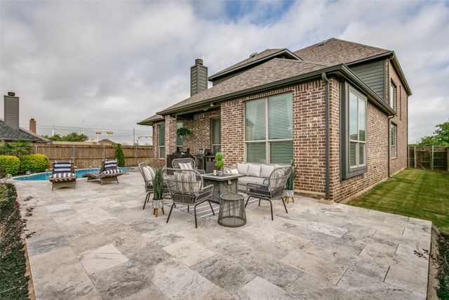 104 Martingale Trail, Oak Point, TX 75068