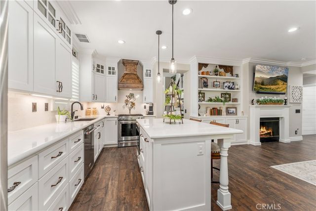 8750 E Heatherwood Road, Anaheim Hills, CA 92808