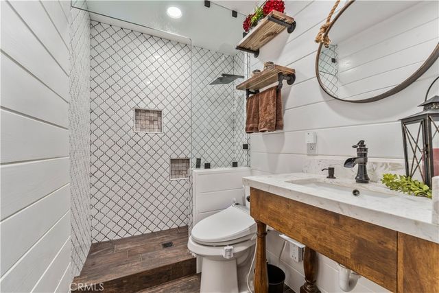 8750 E Heatherwood Road, Anaheim Hills, CA 92808