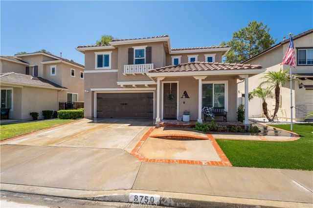 8750 E Heatherwood Road, Anaheim Hills, CA 92808