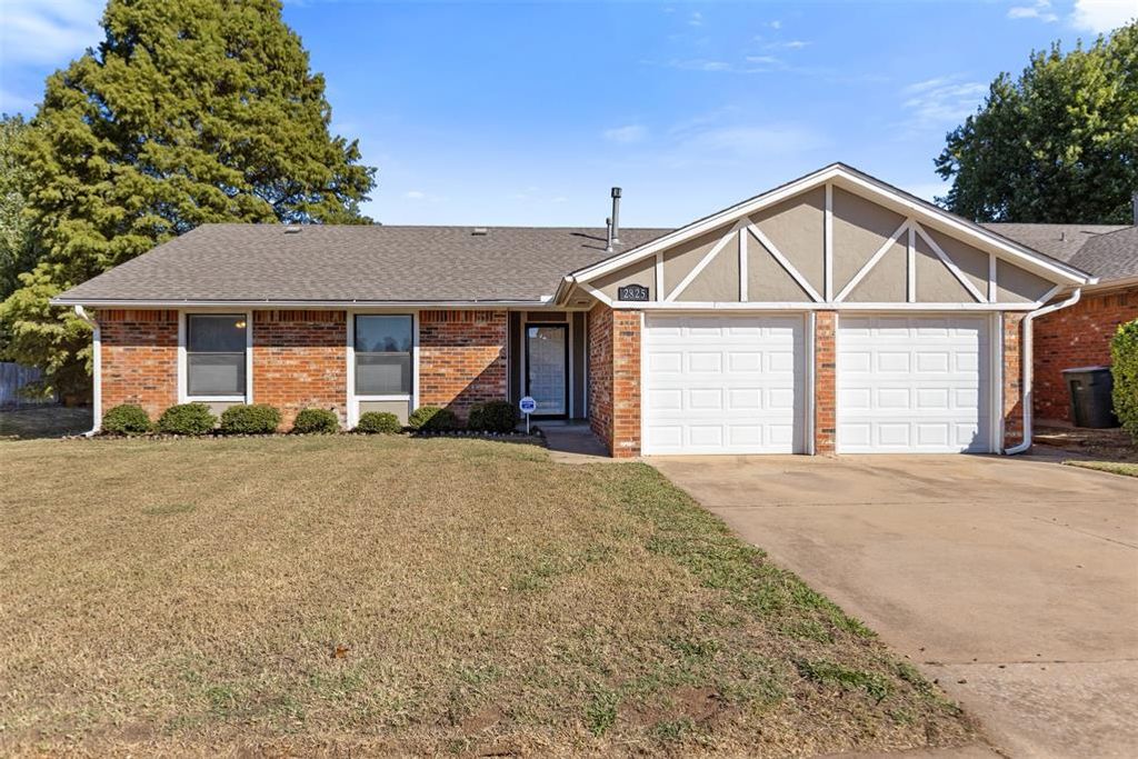 2825 Allens Trail, Edmond, OK 73012