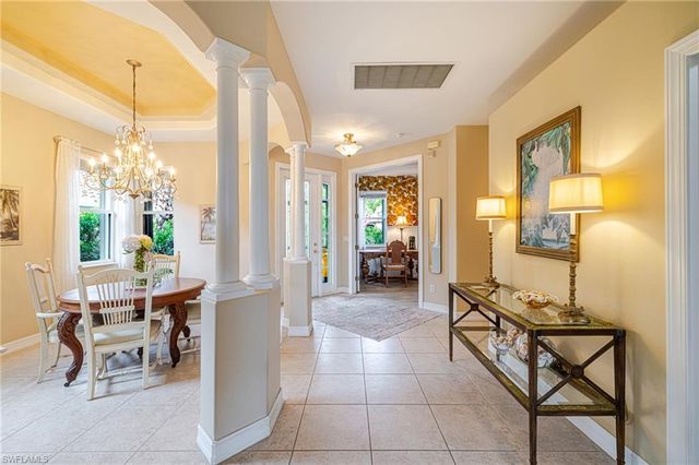 10523 Bella Vista DR, Fort Myers, FL 33913