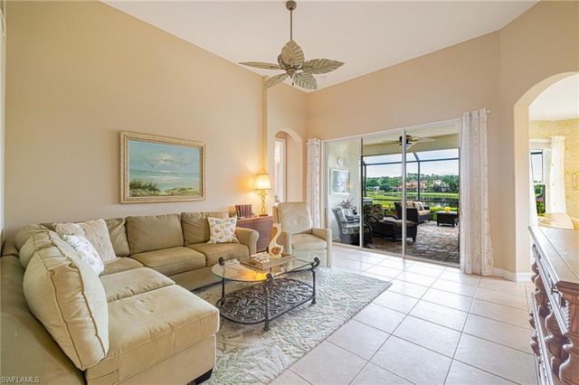 10523 Bella Vista DR, Fort Myers, FL 33913
