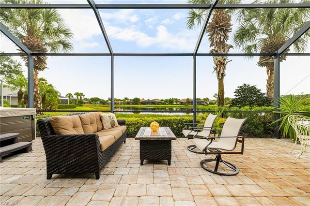 10523 Bella Vista DR, Fort Myers, FL 33913