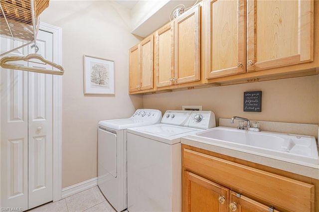 10523 Bella Vista DR, Fort Myers, FL 33913