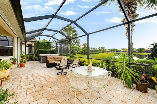 10523 Bella Vista DR, Fort Myers, FL 33913