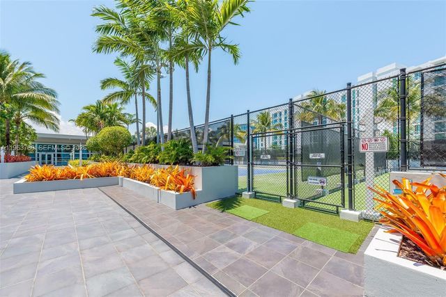 2950 NE 188th St 349, Aventura, FL 33180