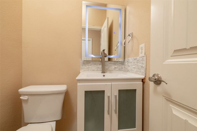 1009 Cheyenne Drive, Aubrey, TX 76227