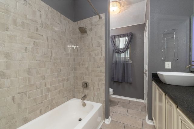 1009 Cheyenne Drive, Aubrey, TX 76227