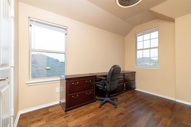 1009 Cheyenne Drive, Aubrey, TX 76227