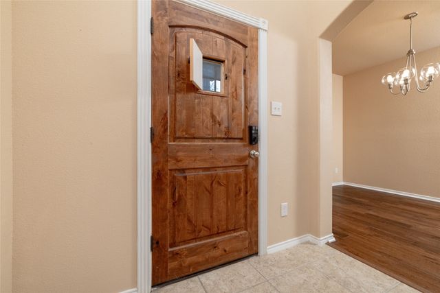 1009 Cheyenne Drive, Aubrey, TX 76227