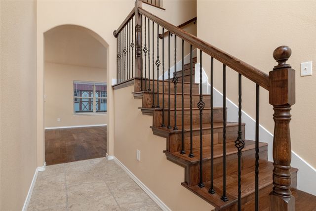 1009 Cheyenne Drive, Aubrey, TX 76227