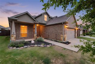 1009 Cheyenne Drive, Aubrey, TX 76227