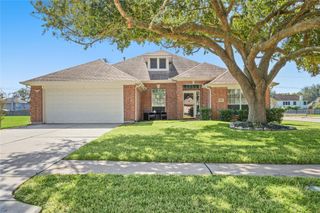 4503 Waverly Canyon Lane, League City, TX 77573