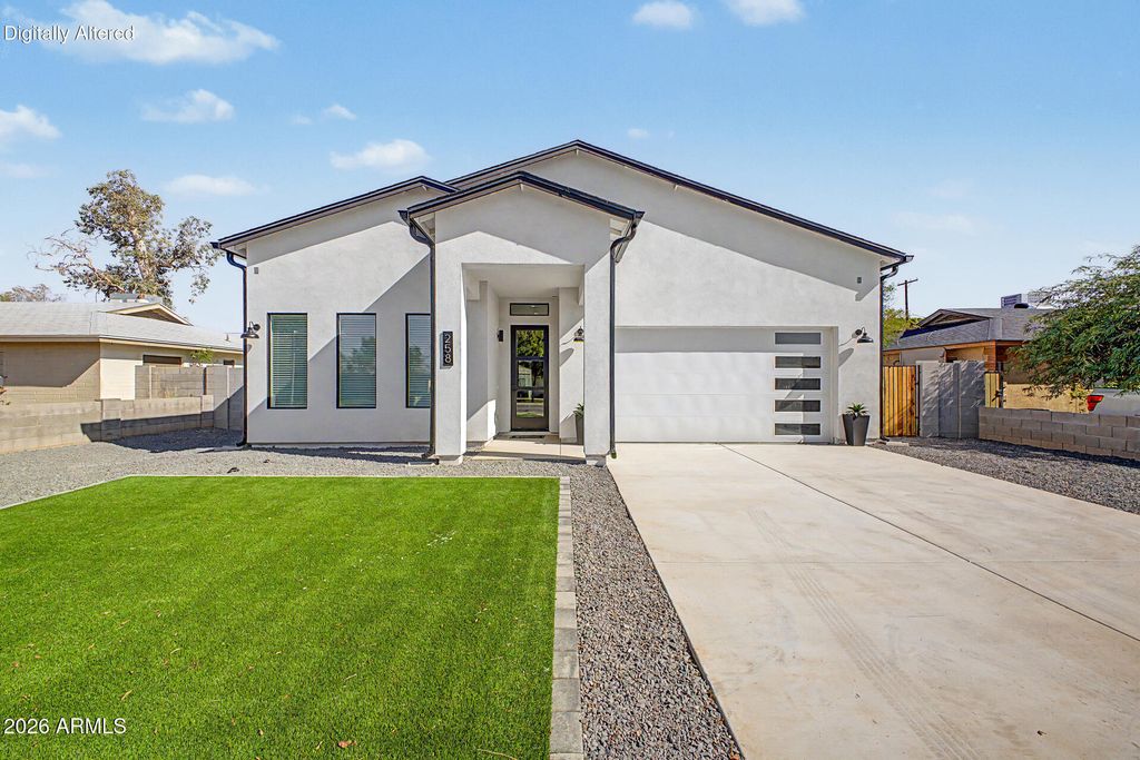 258 E FRANKLIN Avenue, Mesa, AZ 85210 — exterior