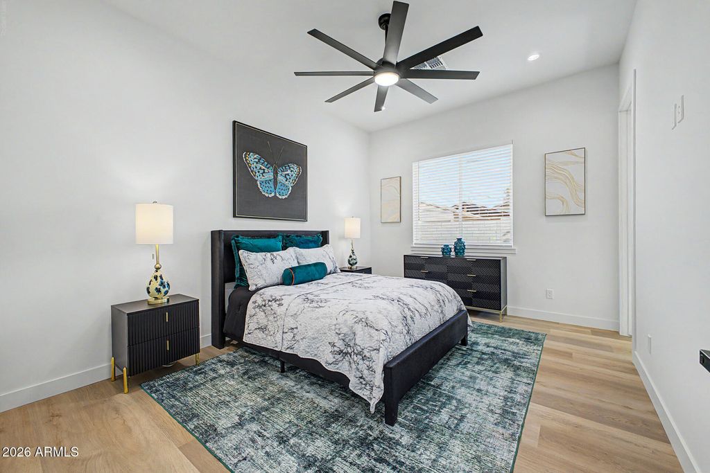 258 E FRANKLIN Avenue, Mesa, AZ 85210 — photo 5