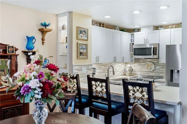 7890 E Spring Street 2L, Long Beach, CA 90815