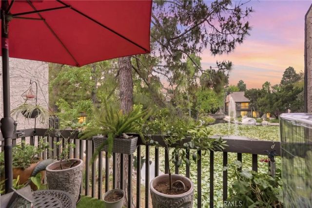 7890 E Spring Street 2L, Long Beach, CA 90815